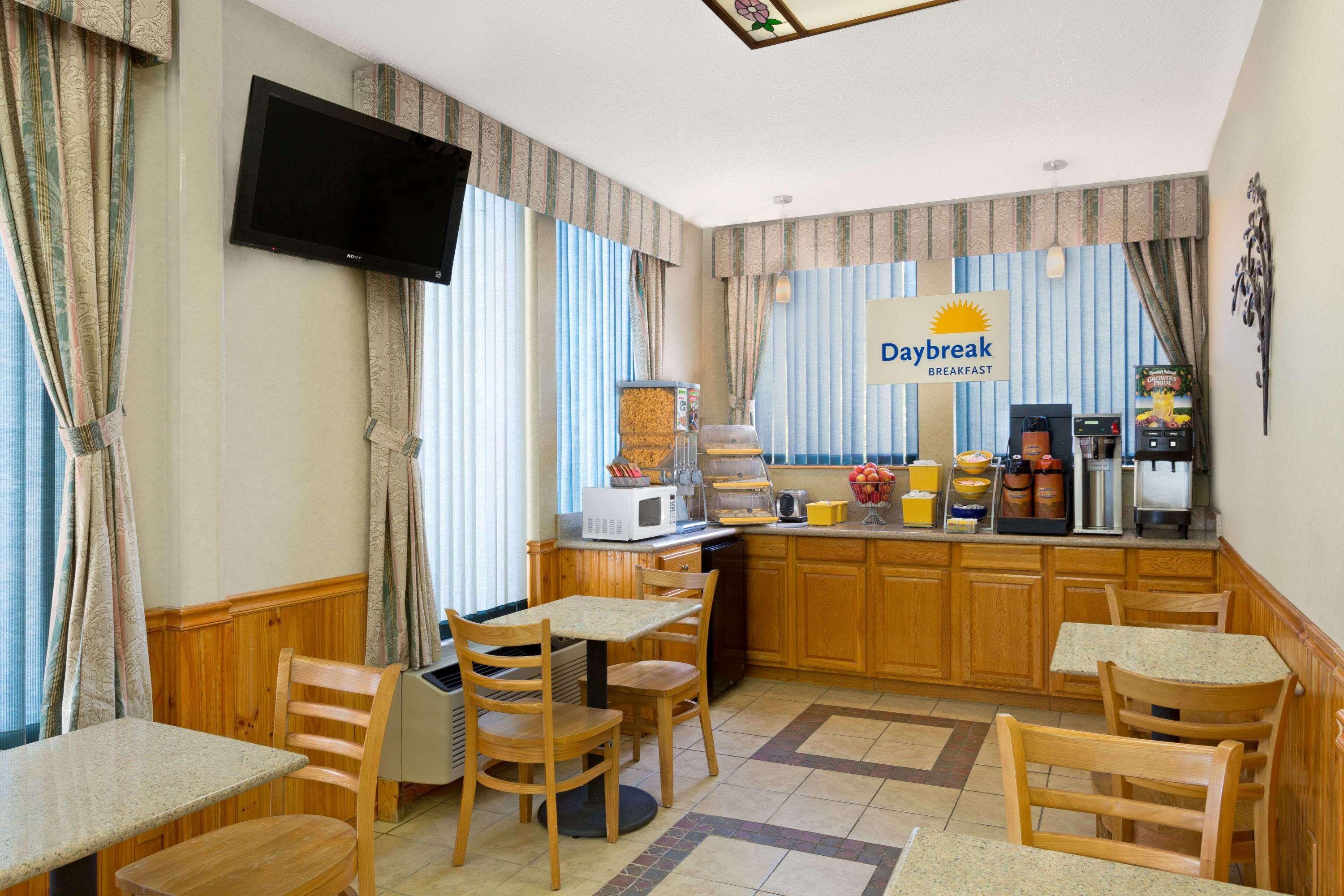 Days By Wyndham Motel